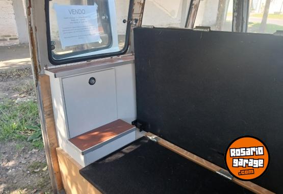 Camionetas - Volkswagen Kombi T2 Minibus 1987 Diesel 20000Km - En Venta