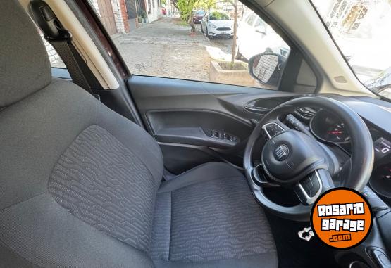Autos - Fiat Cronos 2021 Nafta 75000Km - En Venta