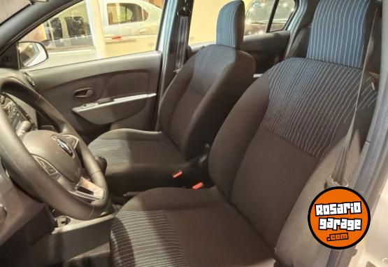 Autos - Renault Logan life 2025 Nafta 47000Km - En Venta