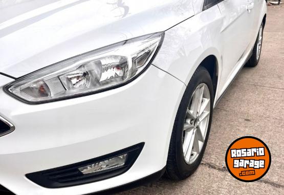 Autos - Ford Focus 2017 Nafta 93000Km - En Venta