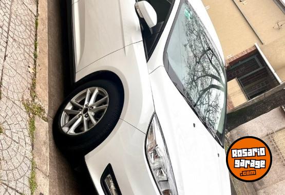 Autos - Ford Focus 2017 Nafta 93000Km - En Venta