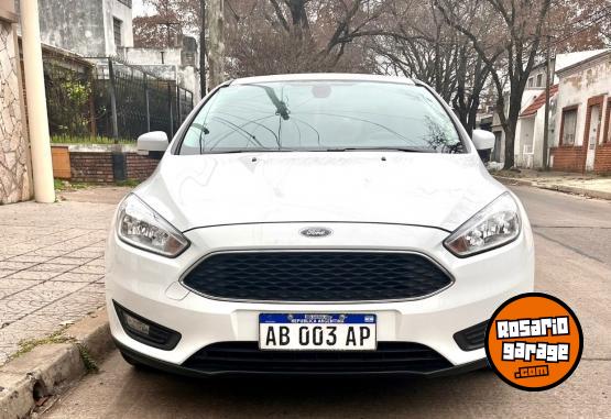 Autos - Ford Focus 2017 Nafta 93000Km - En Venta