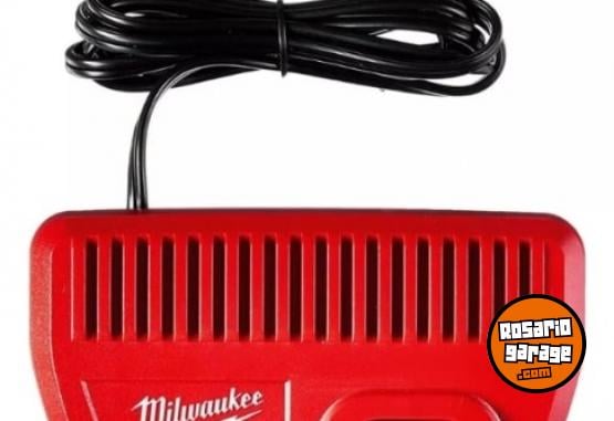 Herramientas - Cargador de bateria para atornillador milwankee - En Venta