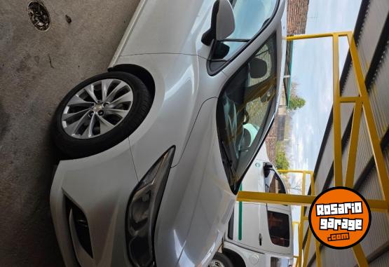 Autos - Chevrolet Cruze LT 2019 Nafta 170000Km - En Venta