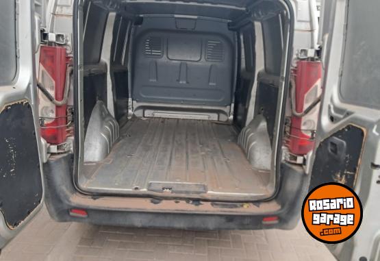 Utilitarios - Peugeot Expert 2014 Diesel 250000Km - En Venta