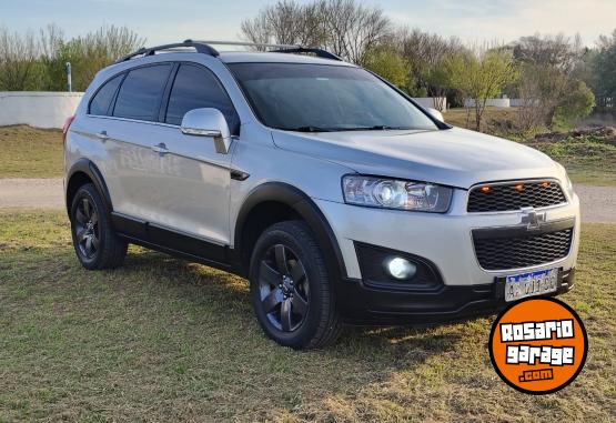 Utilitarios - Chevrolet Captiva 2016 Nafta 150000Km - En Venta