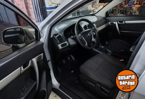 Utilitarios - Chevrolet Captiva 2016 Nafta 150000Km - En Venta