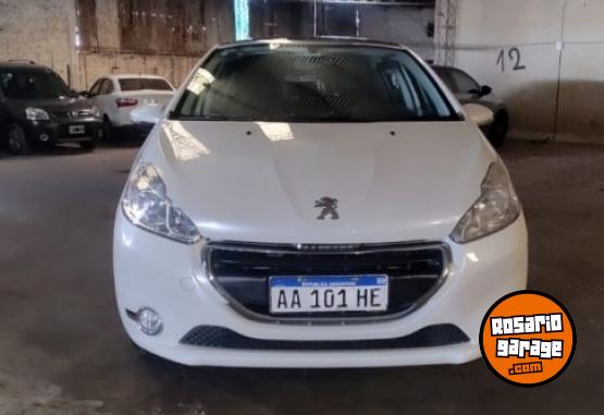 Autos - Peugeot Allure Touchscreen 2016 Nafta 88200Km - En Venta