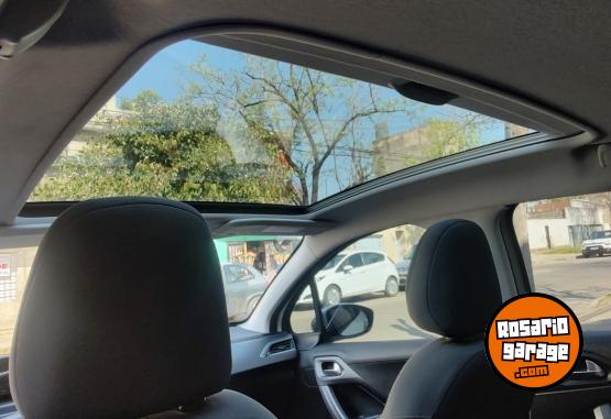 Autos - Peugeot Allure Touchscreen 2016 Nafta 88200Km - En Venta