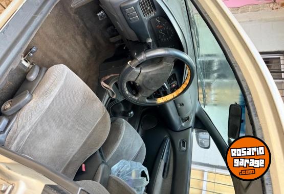 Autos - Mazda 323 1998 GNC 340000Km - En Venta