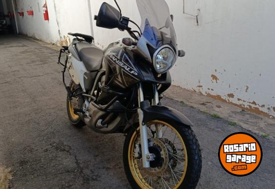 Motos - Honda Transal 700 2011 Nafta 36800Km - En Venta