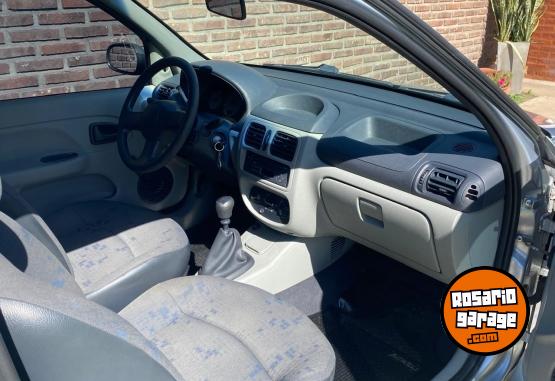 Autos - Renault Clio 2004 Nafta 167000Km - En Venta