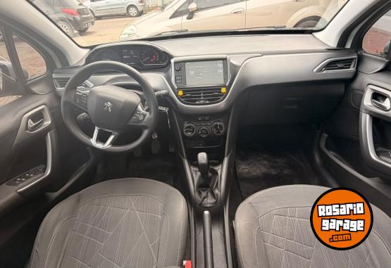 Autos - Peugeot 208 ALLURE 2016 Nafta 88400Km - En Venta