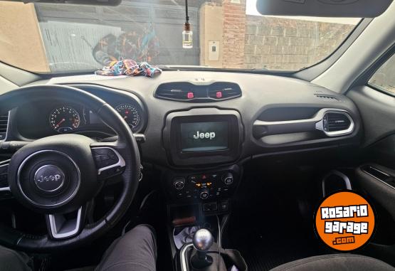 Camionetas - Jeep Renege 1.8 2020 Nafta 130000Km - En Venta