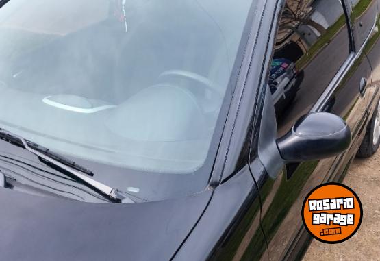 Autos - Peugeot 207 2012 Nafta 140000Km - En Venta