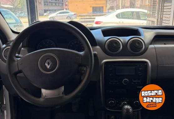 Autos - Renault Duster 1.6 Tech Road 2014 GNC 99000Km - En Venta