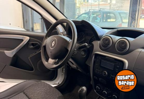 Autos - Renault Duster 1.6 Tech Road 2014 GNC 99000Km - En Venta