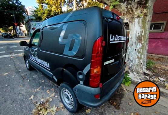 Utilitarios - Renault Kangoo 2018 Nafta 128000Km - En Venta