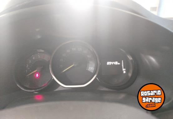 Autos - Renault LOGAN ZEN 1.6 2020 Nafta 89500Km - En Venta