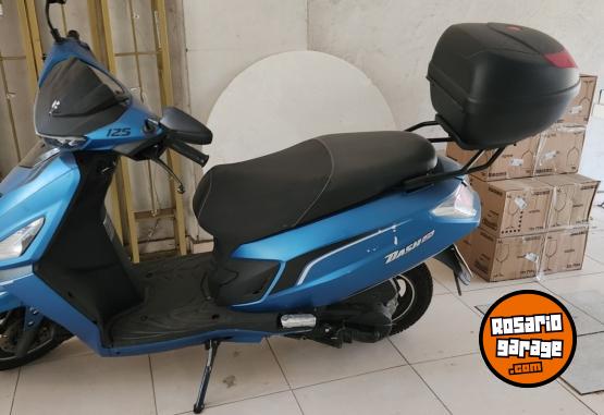 Motos - Hero Dash 125 2024 Nafta 10000Km - En Venta