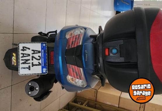 Motos - Hero Dash 125 2024 Nafta 10000Km - En Venta