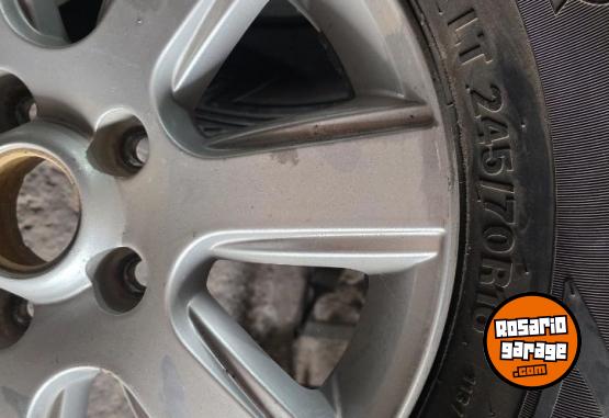 Accesorios para Autos - Liquido ruedas armadas originales Amarok - En Venta