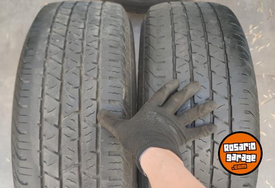 Accesorios para Autos - Llantas 17 Amarok Muy buenas. $1.600.000 las 4. No bajo precio. - En Venta