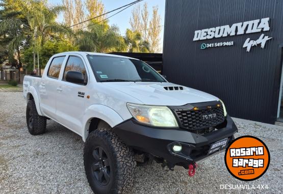 Camionetas - Toyota HILUX SR 2015 Diesel 270000Km - En Venta