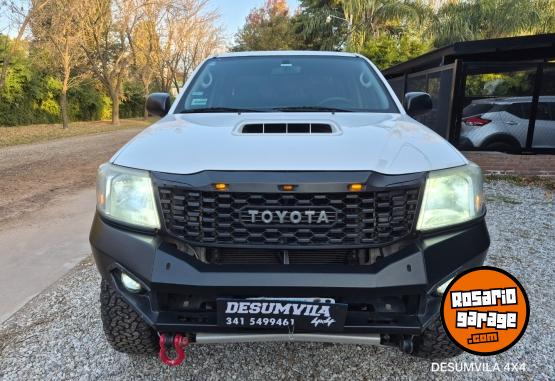 Camionetas - Toyota HILUX SR 2015 Diesel 270000Km - En Venta