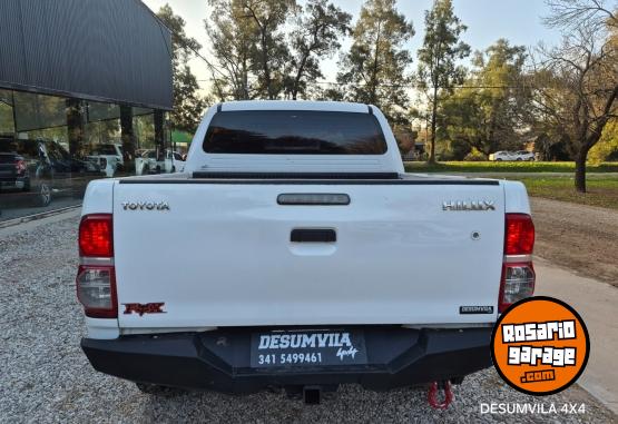 Camionetas - Toyota HILUX SR 2015 Diesel 270000Km - En Venta