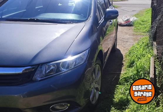Autos - Honda Civic 2013 Nafta 200000Km - En Venta