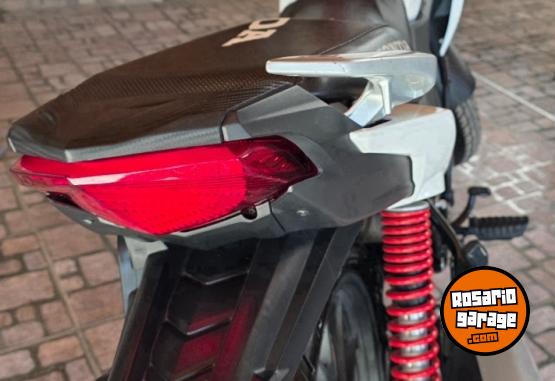 Motos - Honda Twister 125 2020 Nafta 2995Km - En Venta
