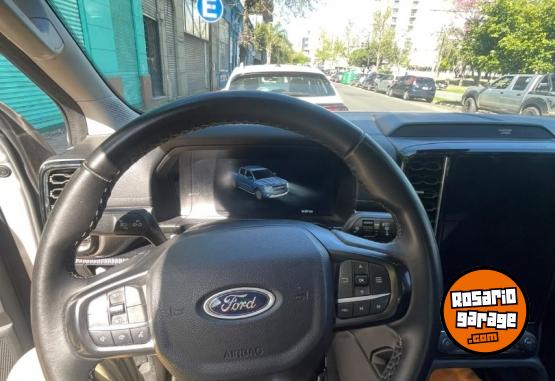 Camionetas - Ford Ranger V6 Limited 2023 Diesel 115000Km - En Venta