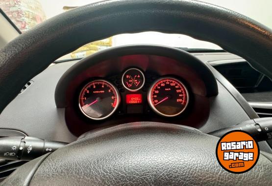 Autos - Peugeot 207 compact 1.4 Active 2013 Nafta 138681Km - En Venta