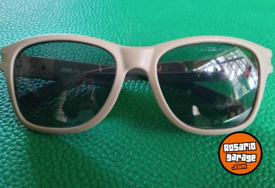 Indumentaria - ANTEOJOS DE SOL - En Venta