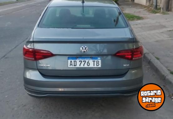 Autos - Volkswagen Virtus trendline 2019 GNC 90000Km - En Venta