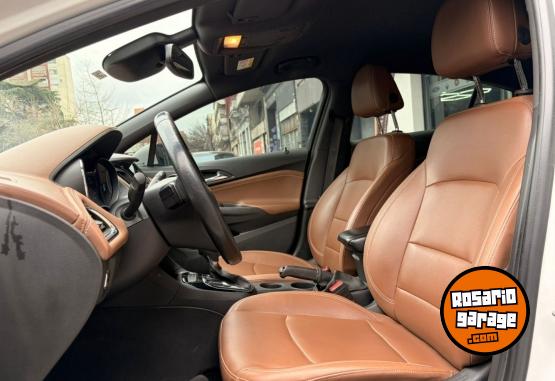 Autos - Chevrolet Cruze Premier 2022 Nafta 76000Km - En Venta
