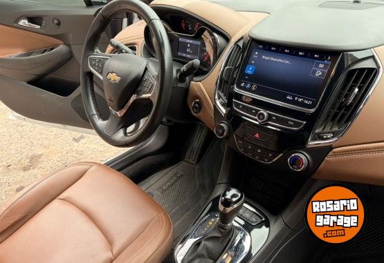 Autos - Chevrolet Cruze Premier 2022 Nafta 76000Km - En Venta