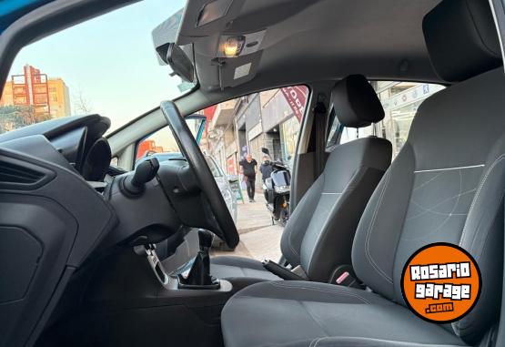 Autos - Ford Fiesta SE 2015 Nafta 116000Km - En Venta