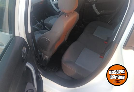 Autos - Peugeot 208 ALLURE 2015 GNC 120000Km - En Venta