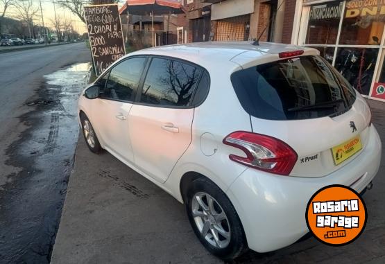 Autos - Peugeot 208 ALLURE 2015 GNC 120000Km - En Venta