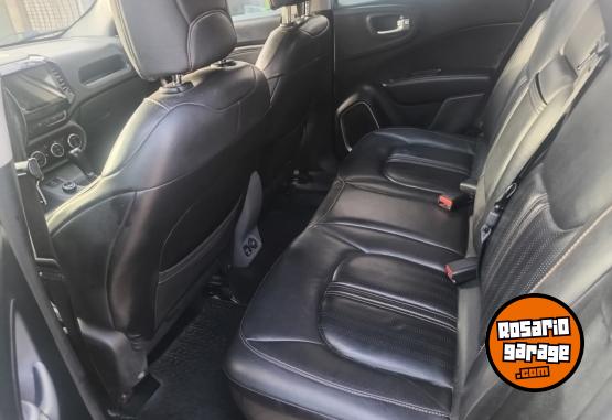 Camionetas - Fiat TORO VOLCANO 4X4 TDI 2017 Diesel 180000Km - En Venta