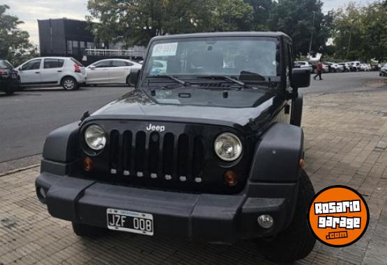 Camionetas - Jeep Wrangler unlimited 1ra ma 2011 Nafta 66000Km - En Venta