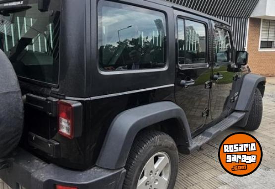 Camionetas - Jeep Wrangler unlimited 1ra ma 2011 Nafta 66000Km - En Venta
