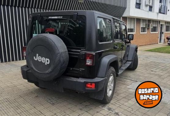 Camionetas - Jeep Wrangler unlimited 1ra ma 2011 Nafta 66000Km - En Venta