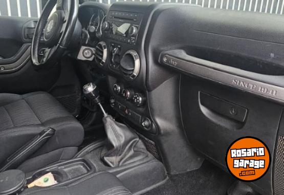 Camionetas - Jeep Wrangler unlimited 1ra ma 2011 Nafta 66000Km - En Venta