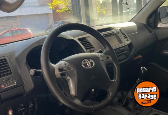 Camionetas - Toyota Hilux 3.0 SRV CD 2015 Diesel - En Venta