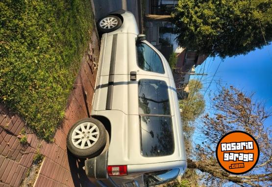 Utilitarios - Peugeot Partner Patagónica 155 2019 Nafta 170000Km - En Venta