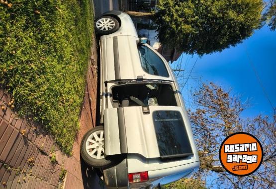 Utilitarios - Peugeot Partner Patagónica 155 2019 Nafta 170000Km - En Venta