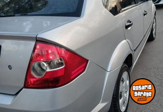 Autos - Ford Fiesta max segundo dueño 2009 Nafta 135000Km - En Venta